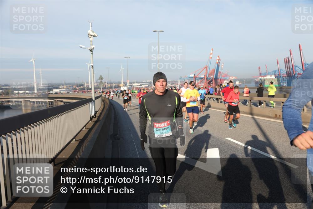 03.10.2025 - Köhlbrandbrückenlauf Yannick Fuchs http://msf.ph/oto/9147915 03.10.2025 08:39:13 Position 2 3301 meine-sportfotos.de