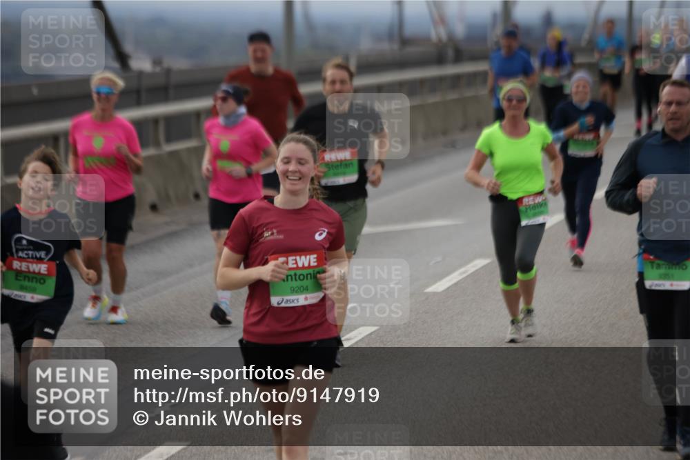 03.10.2025 - Köhlbrandbrückenlauf Jannik Wohlers http://msf.ph/oto/9147919 03.10.2025 15:51:41 Position 1 8459, 9204, 1351 meine-sportfotos.de