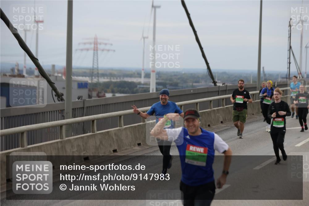 03.10.2025 - Köhlbrandbrückenlauf Jannik Wohlers http://msf.ph/oto/9147983 03.10.2025 15:51:49 Position 1 3604 meine-sportfotos.de