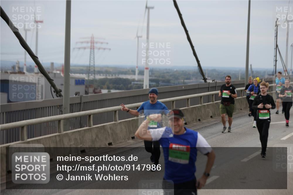 03.10.2025 - Köhlbrandbrückenlauf Jannik Wohlers http://msf.ph/oto/9147986 03.10.2025 15:51:49 Position 1 7478 meine-sportfotos.de