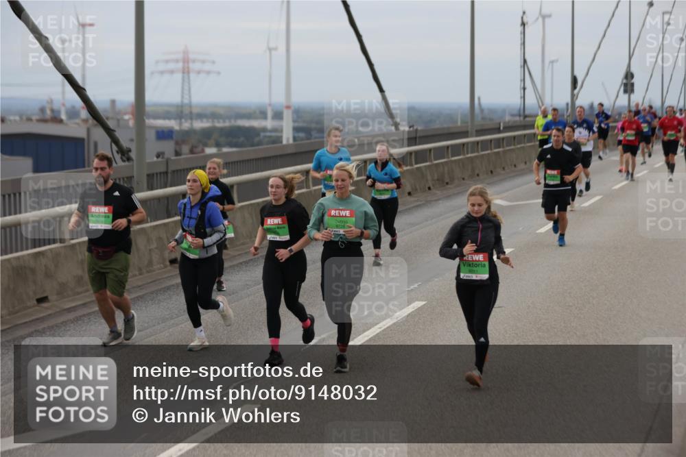 03.10.2025 - Köhlbrandbrückenlauf Jannik Wohlers http://msf.ph/oto/9148032 03.10.2025 15:51:56 Position 1 9728, 8011 meine-sportfotos.de