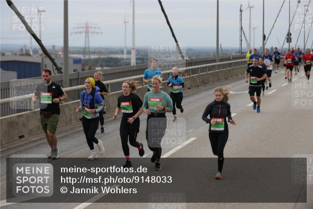 03.10.2025 - Köhlbrandbrückenlauf Jannik Wohlers http://msf.ph/oto/9148033 03.10.2025 15:51:56 Position 1  meine-sportfotos.de