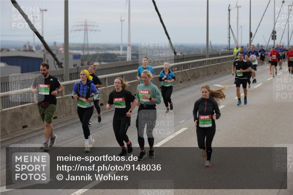 03.10.2025 - Köhlbrandbrückenlauf Jannik Wohlers http://msf.ph/oto/9148036 03.10.2025 15:51:56 Position 1 8011 meine-sportfotos.de