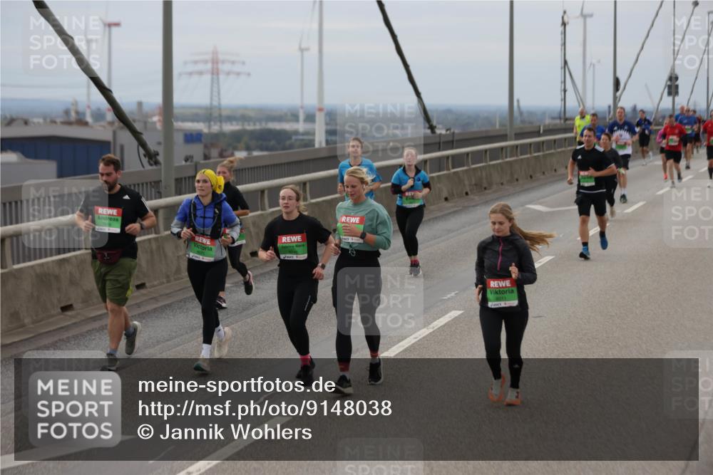 03.10.2025 - Köhlbrandbrückenlauf Jannik Wohlers http://msf.ph/oto/9148038 03.10.2025 15:51:56 Position 1 8011 meine-sportfotos.de