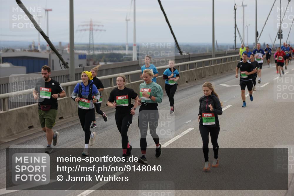 03.10.2025 - Köhlbrandbrückenlauf Jannik Wohlers http://msf.ph/oto/9148040 03.10.2025 15:51:56 Position 1 8011 meine-sportfotos.de
