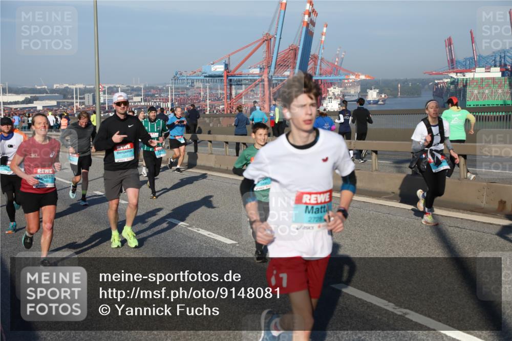 03.10.2025 - Köhlbrandbrückenlauf Yannick Fuchs http://msf.ph/oto/9148081 03.10.2025 08:39:28 Position 2 998, 1207, 1, 2728 meine-sportfotos.de
