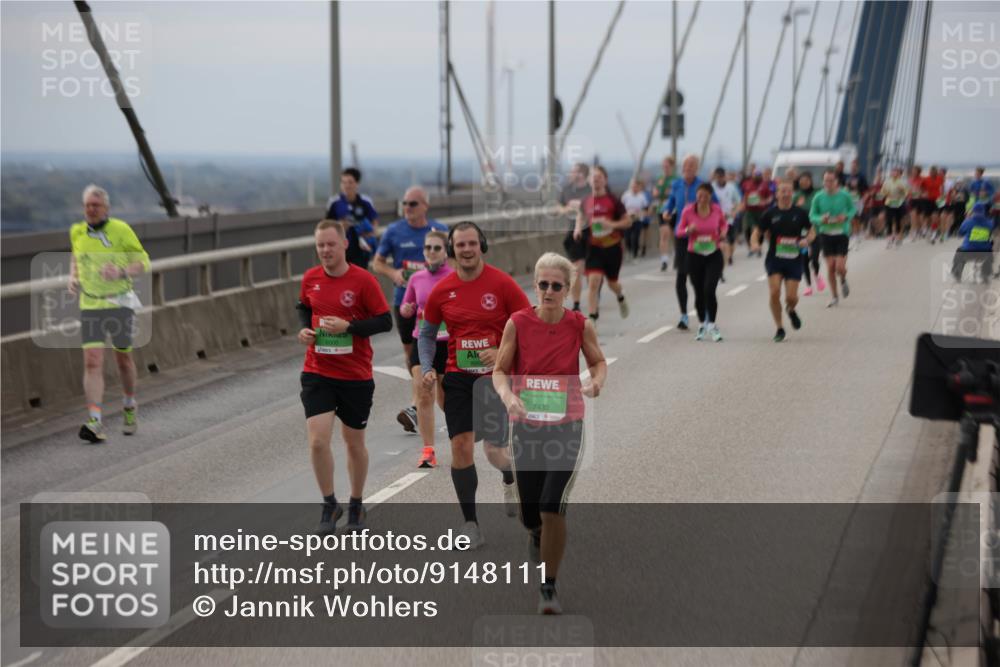 03.10.2025 - Köhlbrandbrückenlauf Jannik Wohlers http://msf.ph/oto/9148111 03.10.2025 15:52:04 Position 1 899, 7430 meine-sportfotos.de