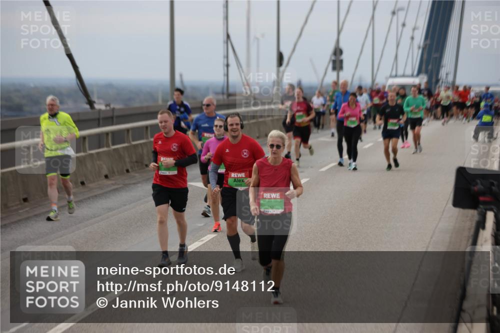 03.10.2025 - Köhlbrandbrückenlauf Jannik Wohlers http://msf.ph/oto/9148112 03.10.2025 15:52:04 Position 1 0, 8998, 7430 meine-sportfotos.de
