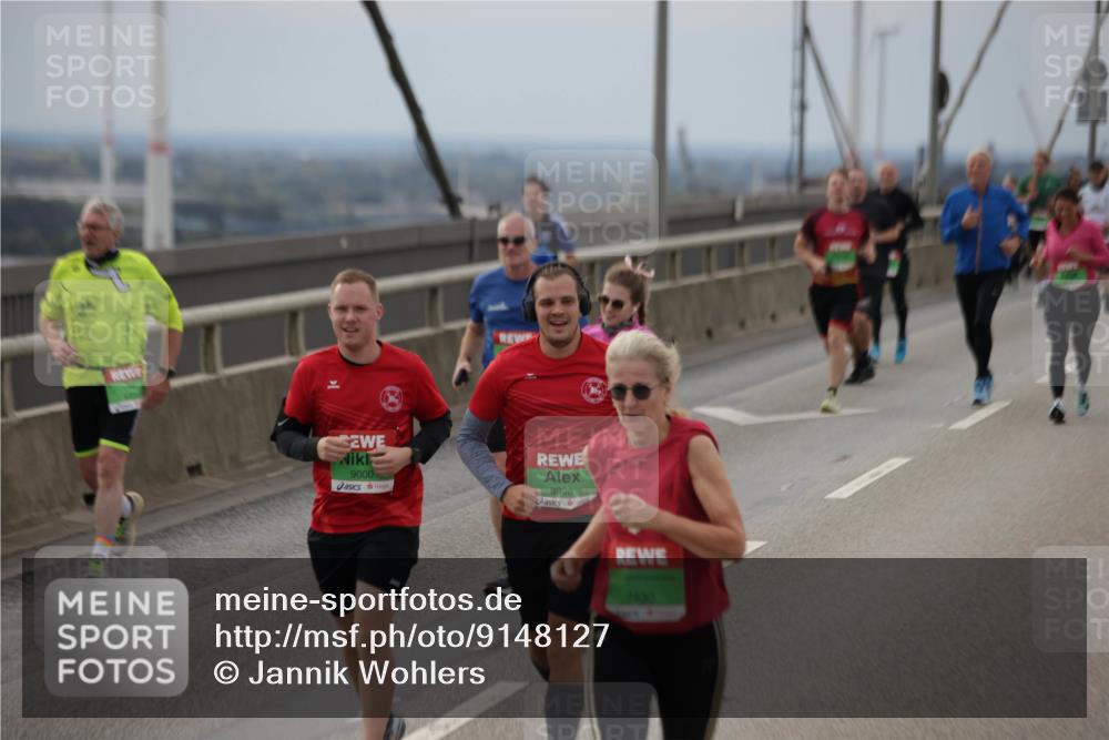 03.10.2025 - Köhlbrandbrückenlauf Jannik Wohlers http://msf.ph/oto/9148127 03.10.2025 15:52:06 Position 1 9000, 8998, 7430 meine-sportfotos.de