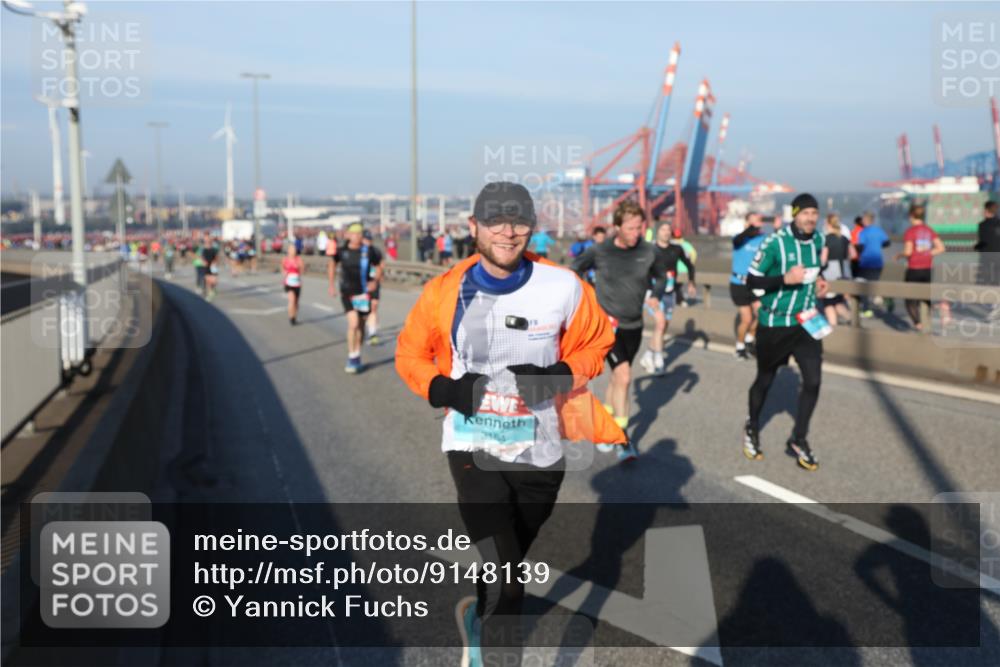 03.10.2025 - Köhlbrandbrückenlauf Yannick Fuchs http://msf.ph/oto/9148139 03.10.2025 08:39:31 Position 2 3184 meine-sportfotos.de