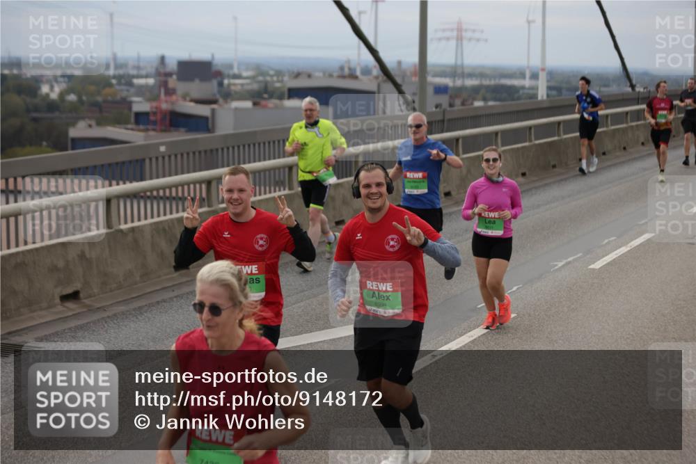03.10.2025 - Köhlbrandbrückenlauf Jannik Wohlers http://msf.ph/oto/9148172 03.10.2025 15:52:09 Position 1 8998 meine-sportfotos.de