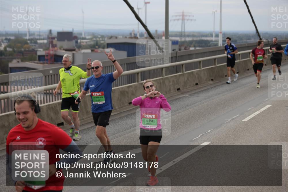 03.10.2025 - Köhlbrandbrückenlauf Jannik Wohlers http://msf.ph/oto/9148178 03.10.2025 15:52:09 Position 1 9193, 8831 meine-sportfotos.de