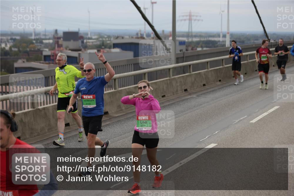 03.10.2025 - Köhlbrandbrückenlauf Jannik Wohlers http://msf.ph/oto/9148182 03.10.2025 15:52:10 Position 1 9193, 8831 meine-sportfotos.de