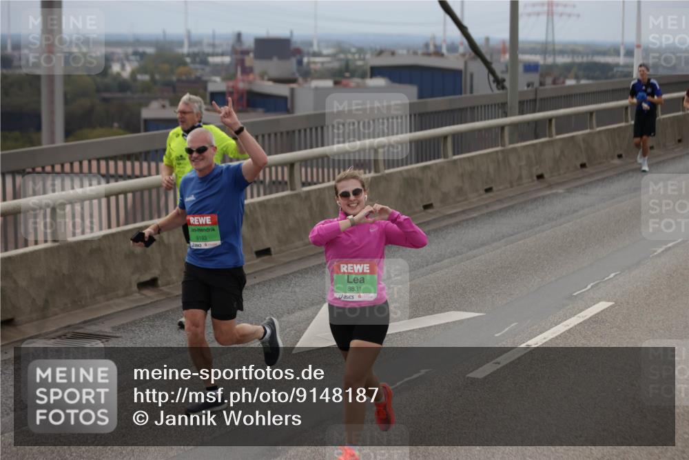 03.10.2025 - Köhlbrandbrückenlauf Jannik Wohlers http://msf.ph/oto/9148187 03.10.2025 15:52:10 Position 1 9193, 8831 meine-sportfotos.de