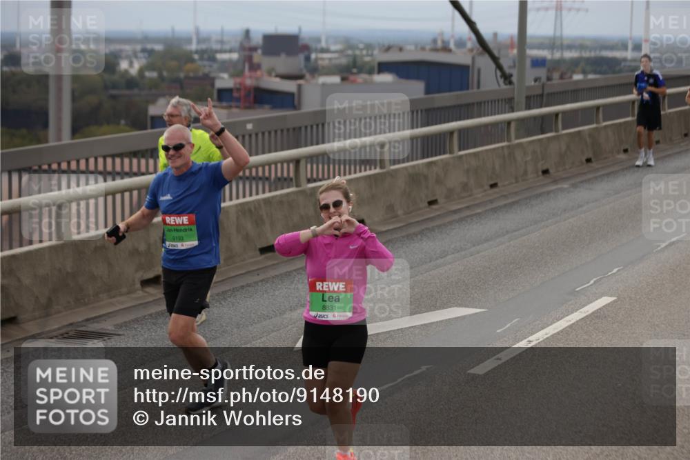 03.10.2025 - Köhlbrandbrückenlauf Jannik Wohlers http://msf.ph/oto/9148190 03.10.2025 15:52:10 Position 1 9193, 8831 meine-sportfotos.de