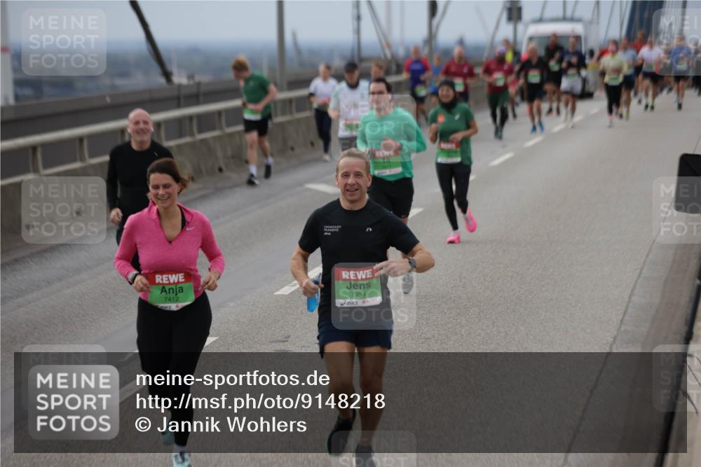 03.10.2025 - Köhlbrandbrückenlauf Jannik Wohlers http://msf.ph/oto/9148218 03.10.2025 15:52:13 Position 1 7412, 7334 meine-sportfotos.de