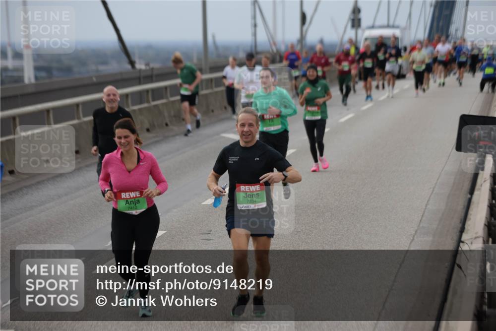 03.10.2025 - Köhlbrandbrückenlauf Jannik Wohlers http://msf.ph/oto/9148219 03.10.2025 15:52:13 Position 1 7412, 7334 meine-sportfotos.de