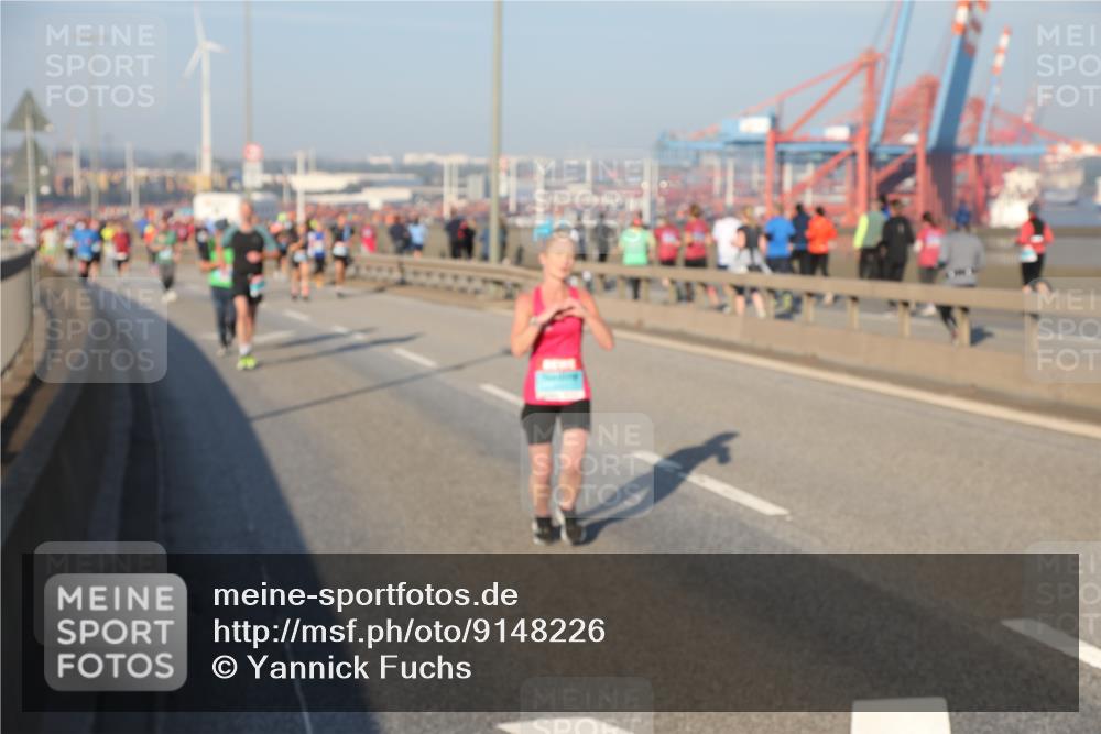 03.10.2025 - Köhlbrandbrückenlauf Yannick Fuchs http://msf.ph/oto/9148226 03.10.2025 08:39:36 Position 2  meine-sportfotos.de