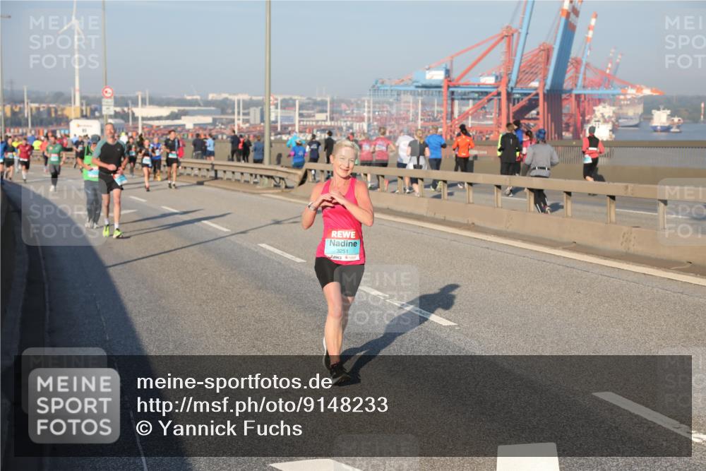 03.10.2025 - Köhlbrandbrückenlauf Yannick Fuchs http://msf.ph/oto/9148233 03.10.2025 08:39:36 Position 2 3251 meine-sportfotos.de