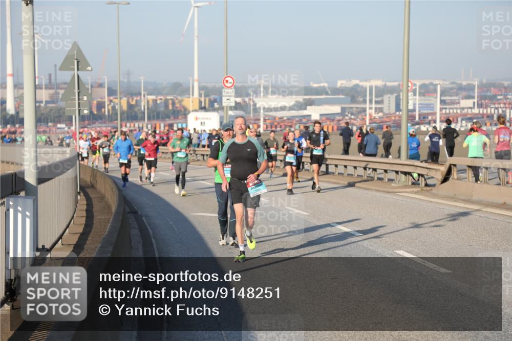03.10.2025 - Köhlbrandbrückenlauf Yannick Fuchs http://msf.ph/oto/9148251 03.10.2025 08:39:37 Position 2  meine-sportfotos.de