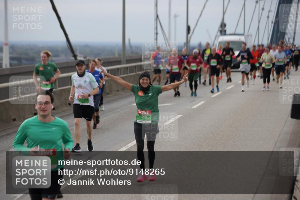 03.10.2025 - Köhlbrandbrückenlauf Jannik Wohlers http://msf.ph/oto/9148265 03.10.2025 15:52:17 Position 1 7628 meine-sportfotos.de