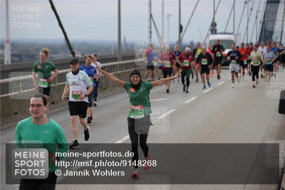 03.10.2025 - Köhlbrandbrückenlauf Jannik Wohlers http://msf.ph/oto/9148268 03.10.2025 15:52:17 Position 1 7628 meine-sportfotos.de