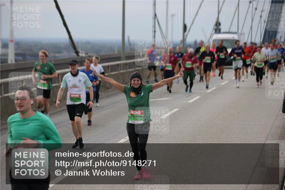 03.10.2025 - Köhlbrandbrückenlauf Jannik Wohlers http://msf.ph/oto/9148271 03.10.2025 15:52:17 Position 1 7617, 7628 meine-sportfotos.de