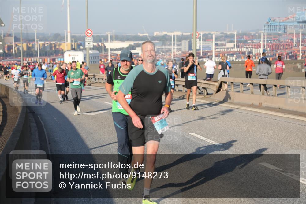 03.10.2025 - Köhlbrandbrückenlauf Yannick Fuchs http://msf.ph/oto/9148273 03.10.2025 08:39:41 Position 2 1056 meine-sportfotos.de