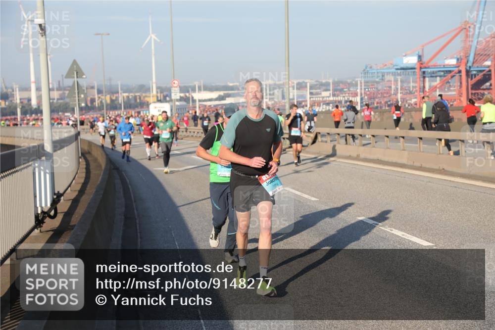 03.10.2025 - Köhlbrandbrückenlauf Yannick Fuchs http://msf.ph/oto/9148277 03.10.2025 08:39:41 Position 2 1056 meine-sportfotos.de