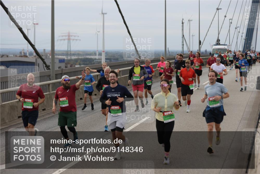03.10.2025 - Köhlbrandbrückenlauf Jannik Wohlers http://msf.ph/oto/9148346 03.10.2025 15:52:27 Position 1 7548, 7565, 7703 meine-sportfotos.de