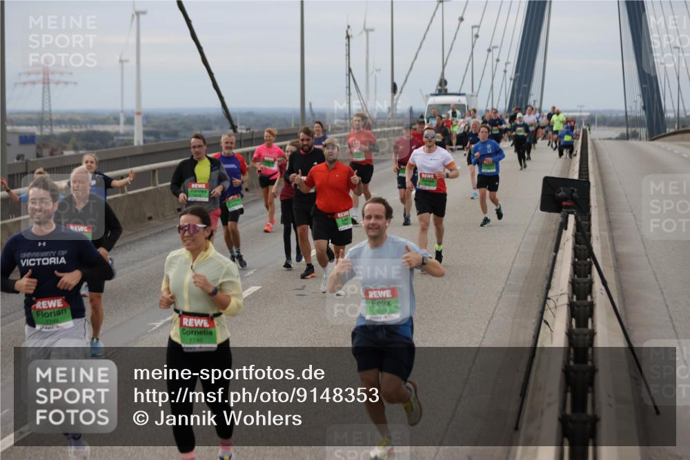 03.10.2025 - Köhlbrandbrückenlauf Jannik Wohlers http://msf.ph/oto/9148353 03.10.2025 15:52:28 Position 1 7703, 7740, 8229 meine-sportfotos.de
