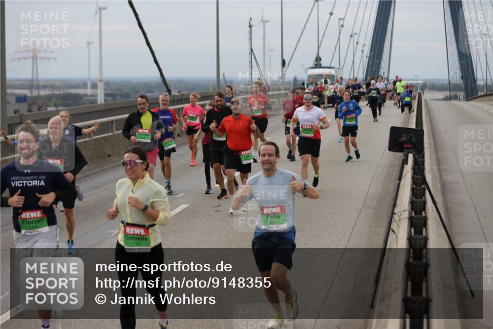 03.10.2025 - Köhlbrandbrückenlauf Jannik Wohlers http://msf.ph/oto/9148355 03.10.2025 15:52:28 Position 1 7703, 7740, 8229, 1 meine-sportfotos.de