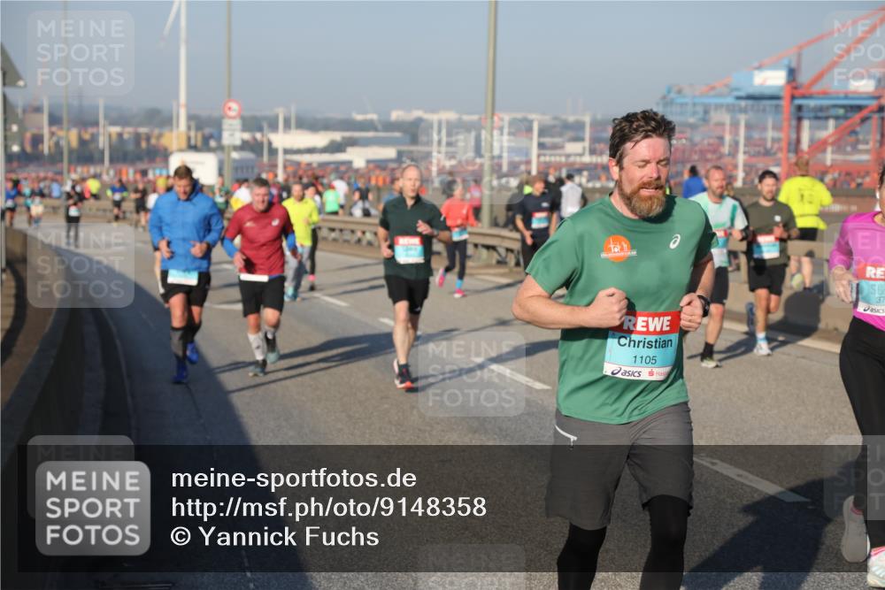 03.10.2025 - Köhlbrandbrückenlauf Yannick Fuchs http://msf.ph/oto/9148358 03.10.2025 08:39:48 Position 2 1105, 37 meine-sportfotos.de