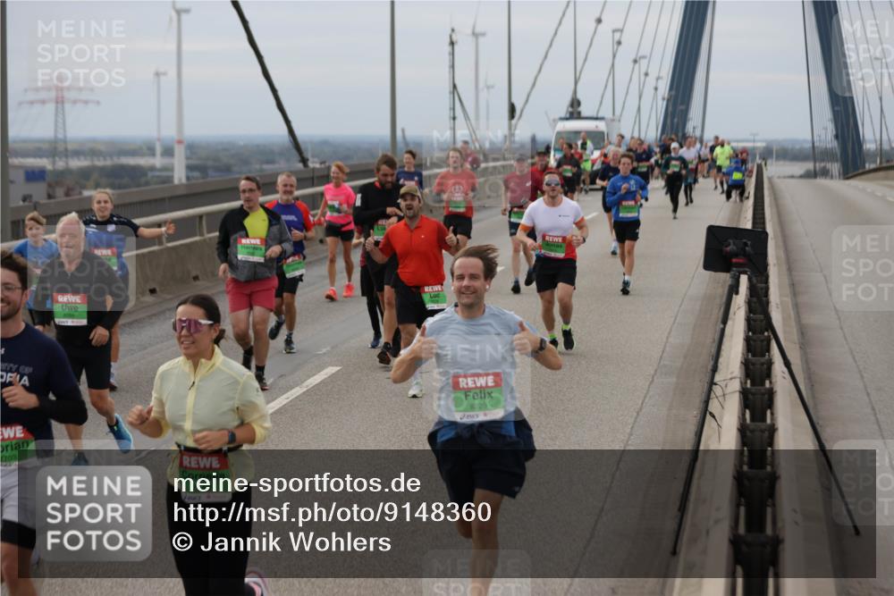 03.10.2025 - Köhlbrandbrückenlauf Jannik Wohlers http://msf.ph/oto/9148360 03.10.2025 15:52:28 Position 1 7193, 7740, 8229 meine-sportfotos.de