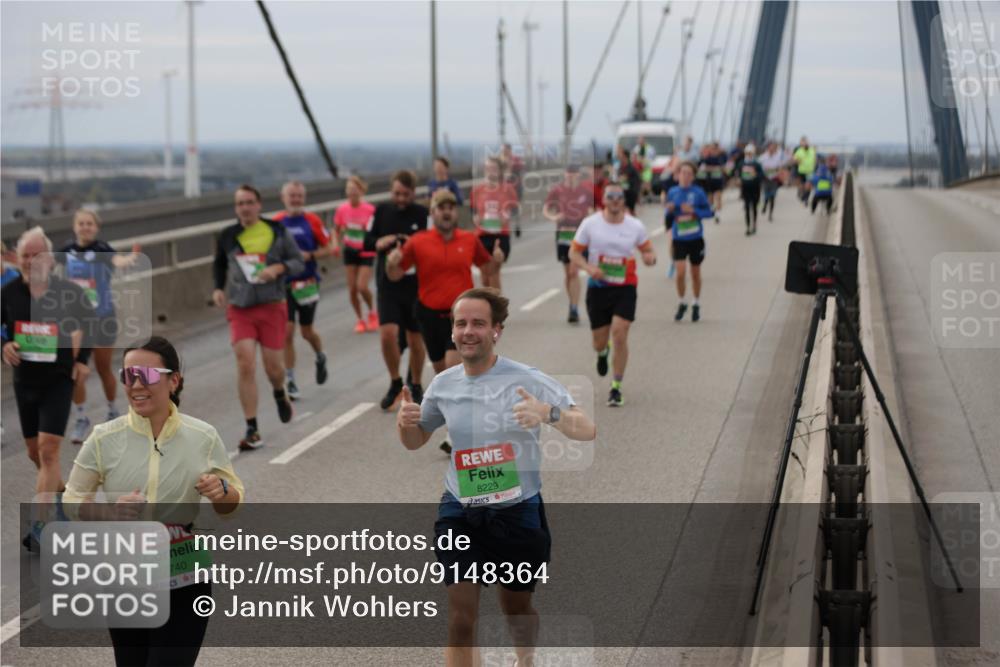 03.10.2025 - Köhlbrandbrückenlauf Jannik Wohlers http://msf.ph/oto/9148364 03.10.2025 15:52:29 Position 1 7740, 8229 meine-sportfotos.de
