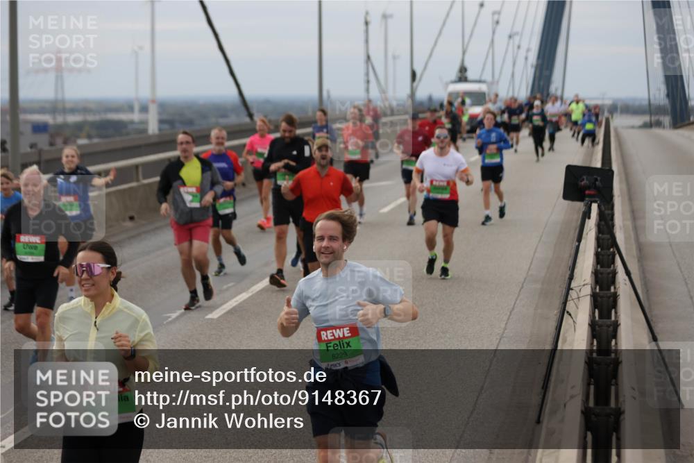 03.10.2025 - Köhlbrandbrückenlauf Jannik Wohlers http://msf.ph/oto/9148367 03.10.2025 15:52:29 Position 1 7740, 8229 meine-sportfotos.de