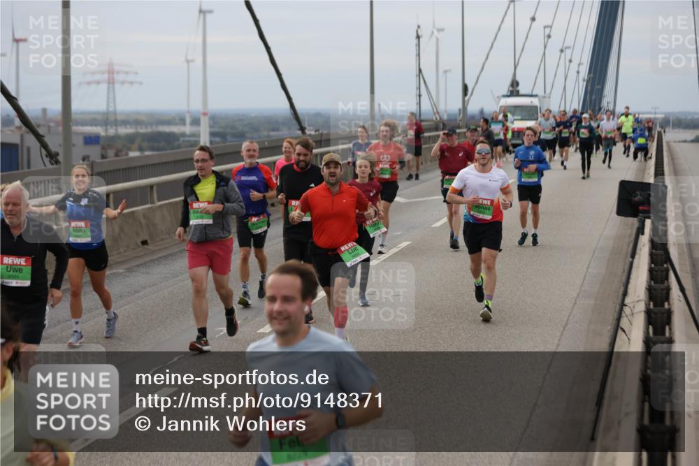 03.10.2025 - Köhlbrandbrückenlauf Jannik Wohlers http://msf.ph/oto/9148371 03.10.2025 15:52:29 Position 1 9095, 9608 meine-sportfotos.de