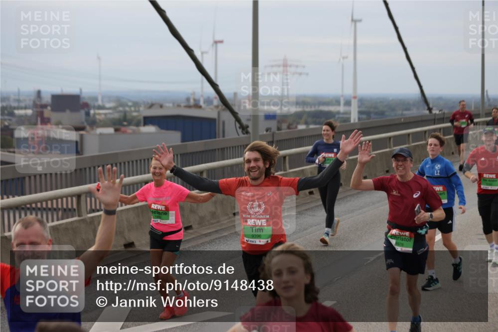 03.10.2025 - Köhlbrandbrückenlauf Jannik Wohlers http://msf.ph/oto/9148438 03.10.2025 15:52:34 Position 1 7992, 9396, 8978 meine-sportfotos.de