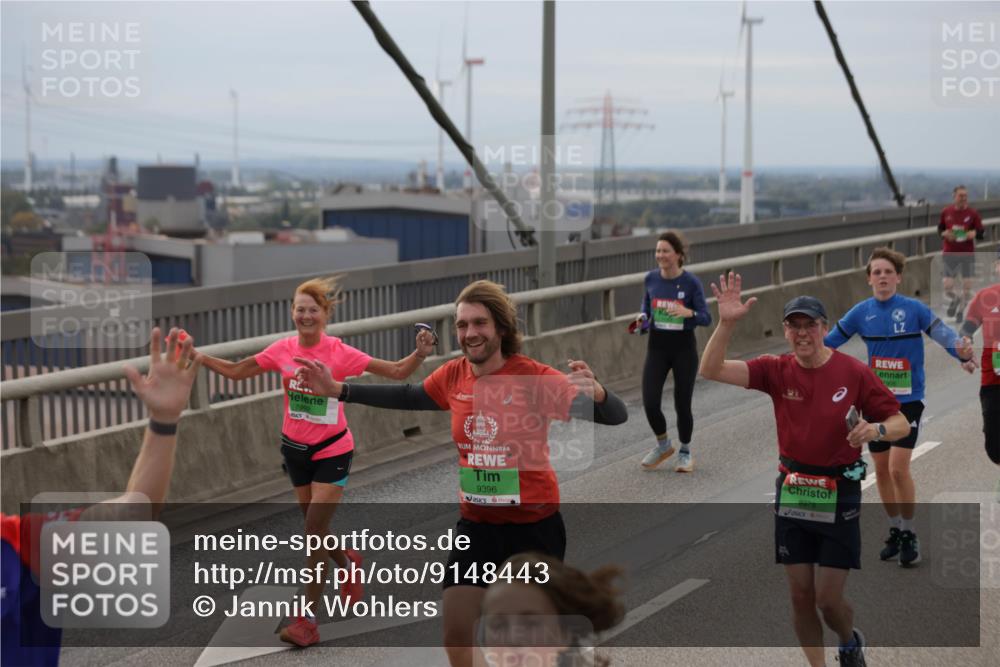 03.10.2025 - Köhlbrandbrückenlauf Jannik Wohlers http://msf.ph/oto/9148443 03.10.2025 15:52:34 Position 1 9396, 8978 meine-sportfotos.de