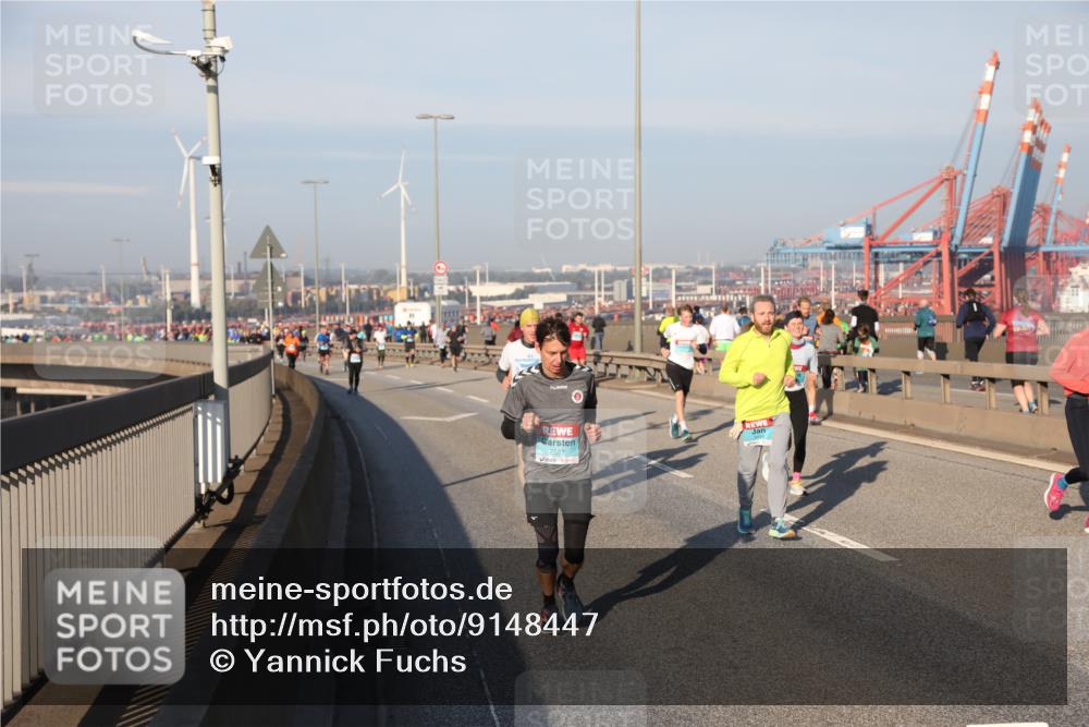 03.10.2025 - Köhlbrandbrückenlauf Yannick Fuchs http://msf.ph/oto/9148447 03.10.2025 08:39:54 Position 2 2587 meine-sportfotos.de