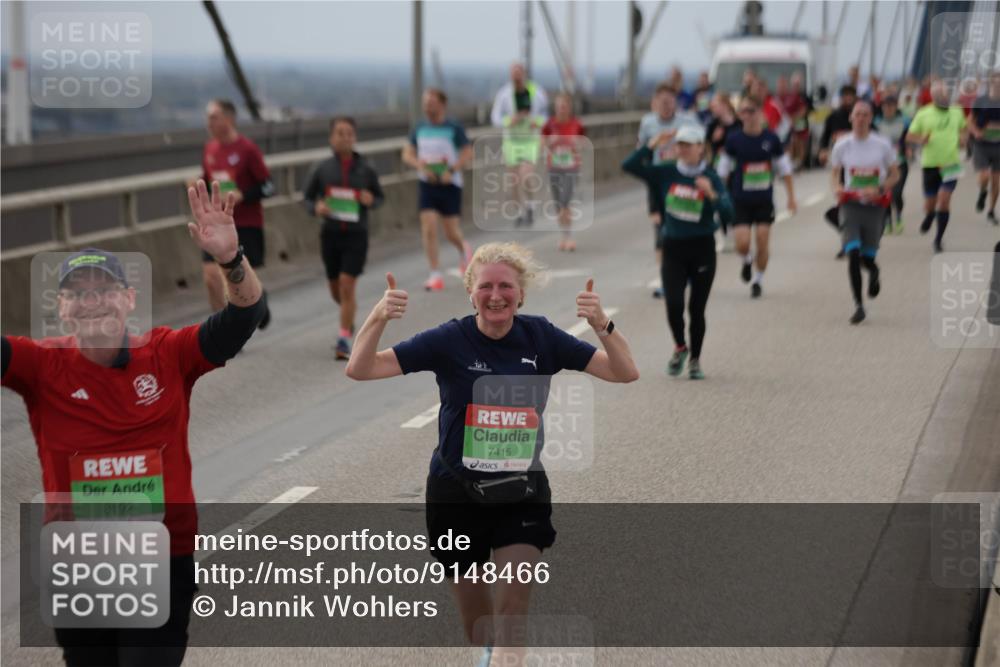 03.10.2025 - Köhlbrandbrückenlauf Jannik Wohlers http://msf.ph/oto/9148466 03.10.2025 15:52:36 Position 1 8192, 7415, 220 meine-sportfotos.de