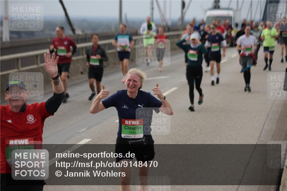 03.10.2025 - Köhlbrandbrückenlauf Jannik Wohlers http://msf.ph/oto/9148470 03.10.2025 15:52:36 Position 1 8192, 7415 meine-sportfotos.de