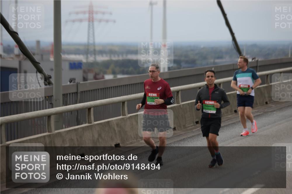 03.10.2025 - Köhlbrandbrückenlauf Jannik Wohlers http://msf.ph/oto/9148494 03.10.2025 15:52:38 Position 1 770, 7728 meine-sportfotos.de