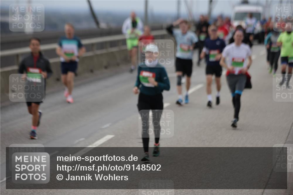 03.10.2025 - Köhlbrandbrückenlauf Jannik Wohlers http://msf.ph/oto/9148502 03.10.2025 15:52:39 Position 1  meine-sportfotos.de