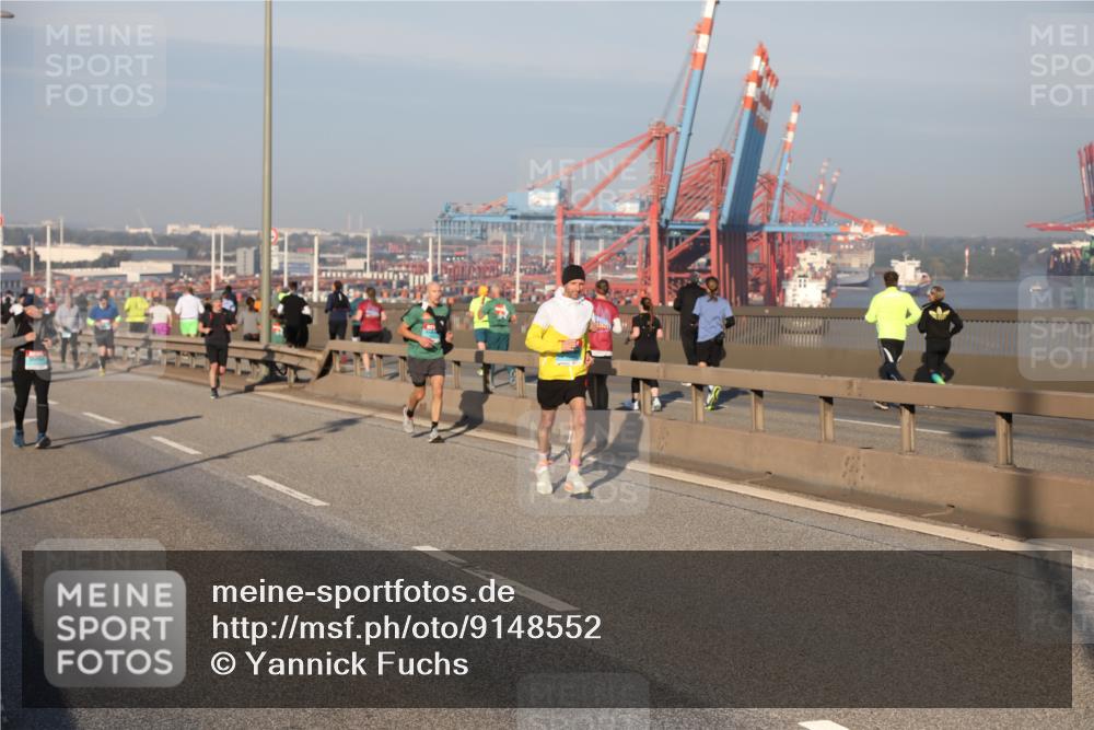 03.10.2025 - Köhlbrandbrückenlauf Yannick Fuchs http://msf.ph/oto/9148552 03.10.2025 08:40:01 Position 2 111 meine-sportfotos.de