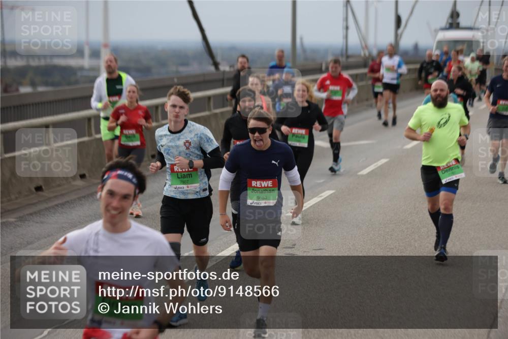 03.10.2025 - Köhlbrandbrückenlauf Jannik Wohlers http://msf.ph/oto/9148566 03.10.2025 15:52:43 Position 1 7907, 9653 meine-sportfotos.de
