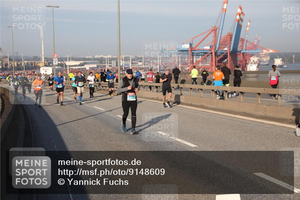 03.10.2025 - Köhlbrandbrückenlauf Yannick Fuchs http://msf.ph/oto/9148609 03.10.2025 08:40:05 Position 2  meine-sportfotos.de