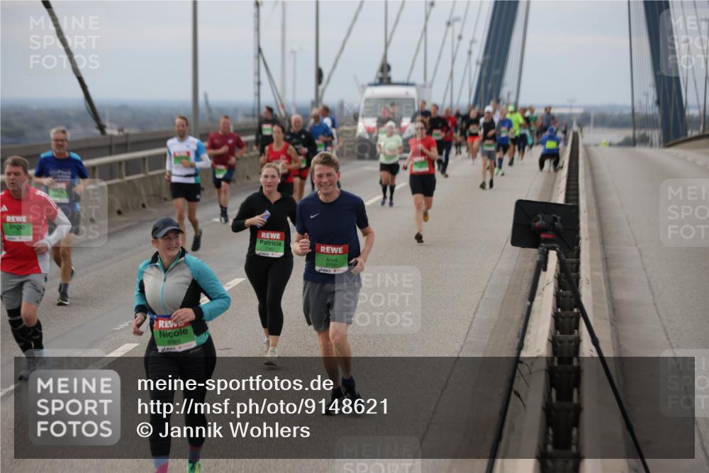 03.10.2025 - Köhlbrandbrückenlauf Jannik Wohlers http://msf.ph/oto/9148621 03.10.2025 15:52:47 Position 1 8969, 9700 meine-sportfotos.de