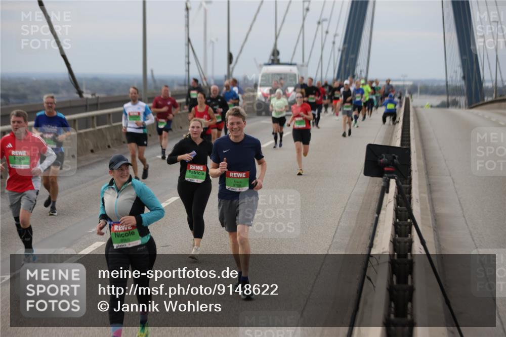 03.10.2025 - Köhlbrandbrückenlauf Jannik Wohlers http://msf.ph/oto/9148622 03.10.2025 15:52:47 Position 1 8969, 9700 meine-sportfotos.de