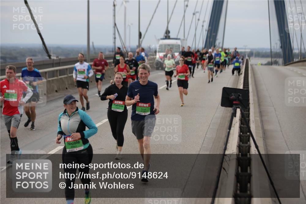 03.10.2025 - Köhlbrandbrückenlauf Jannik Wohlers http://msf.ph/oto/9148624 03.10.2025 15:52:47 Position 1 8969, 9700 meine-sportfotos.de